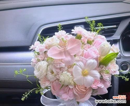 抢手捧花通常象征着什么?