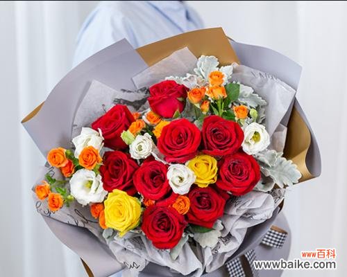 用花语传递真挚友谊的五种花束 友谊之花-送男生什么花代表友谊