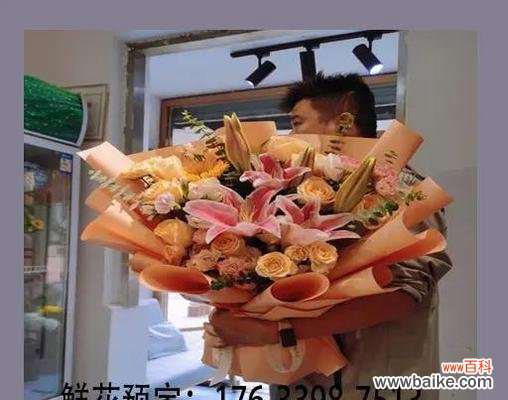 情人节送玫瑰花有何寓意?如何选择合适的玫瑰?