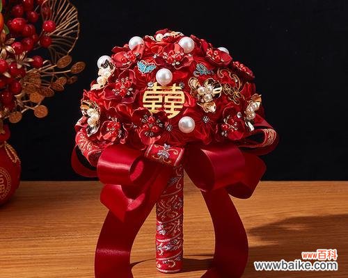 手捧花分成小束代表什么?如何正确分配?