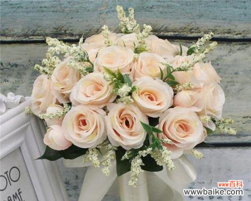 新娘手捧花的寓意是什么？它象征着什么？