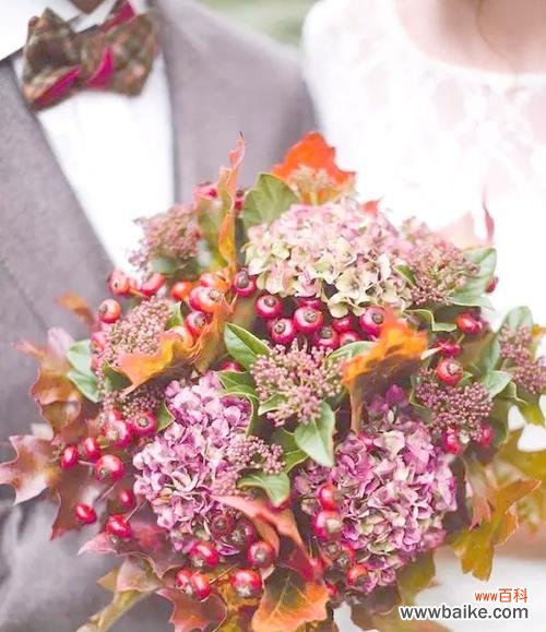 朋友结婚手捧花的寓意是什么？手捧花在婚礼中代表什么？