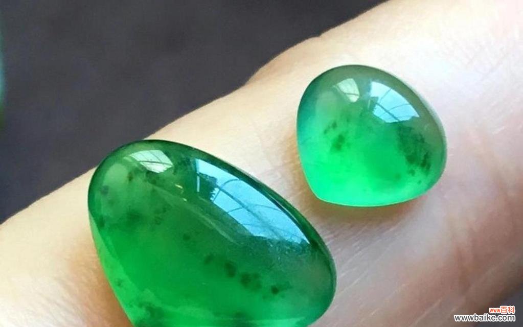 绿色飘花的寓意是什么？飘花象征着什么？