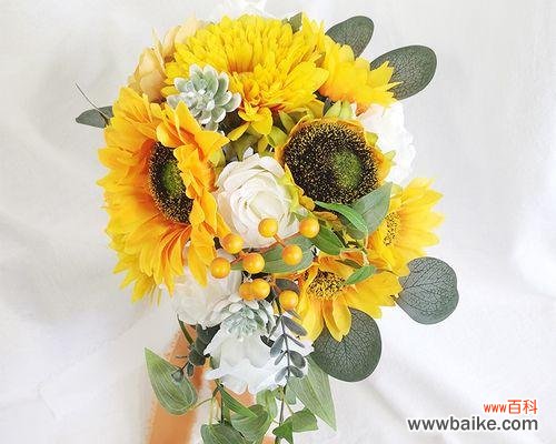 黄色手捧花代表什么？它的象征意义是什么？