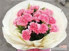 康乃馨送给心爱的人 以康乃馨传递美好的情感