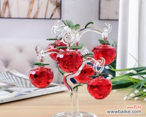 哪些树上的花象征平安？