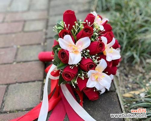 手捧花玫瑰永生花寓意何在？