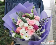 粉色玫瑰花送给闺密有何寓意？