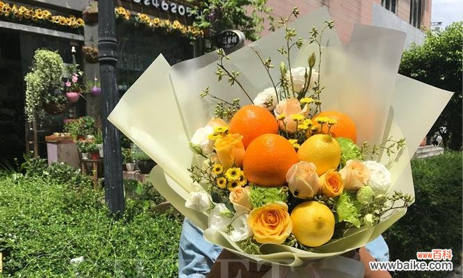 淡橙色香槟玫瑰花代表什么?