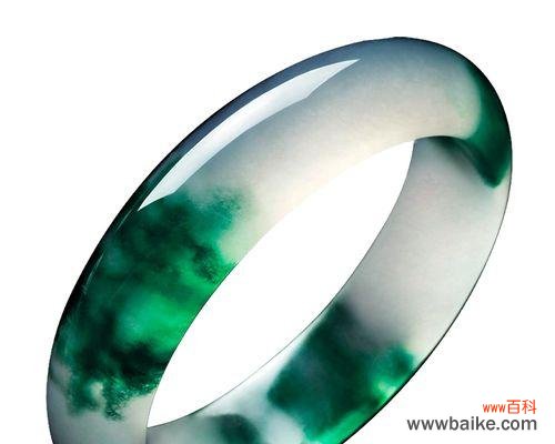 翠色飘花手镯有何寓意?如何选择和搭配翠色飘花手镯?