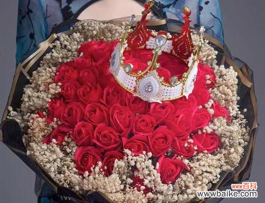 玫瑰花语揭示的真情 三朵玫瑰的深刻含义