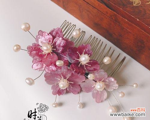 粉色汉服的花语代表什么?