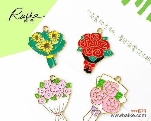 送两位母亲手捧花的寓意有何不同？