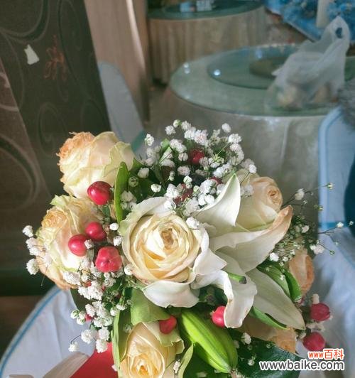 送公公手捧花有何特殊寓意？