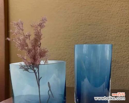 棕色花有何特殊含义?在花艺设计中棕色花代表什么?