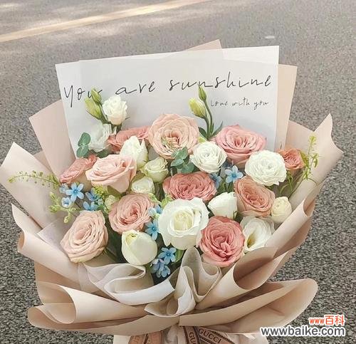 送妈妈大玫瑰花有什么寓意？如何选择合适的玫瑰花作为礼物？