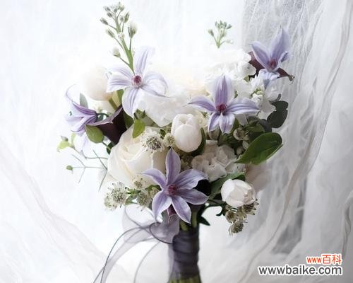 交换手捧花的含义是什么？新娘交换手捧花的意义何在？