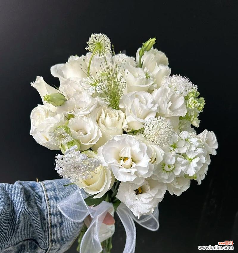 新娘手捧花的含义是什么?婚礼中新娘手捧花代表什么?