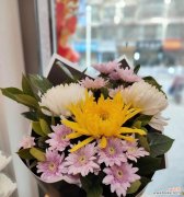 清明节花束中3支花的寓意是什么？清明节花卉的意义有哪些？