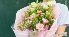 探寻自我尊重与自爱之道 自爱自尊的力量——以蔷薇花语为主题的探索