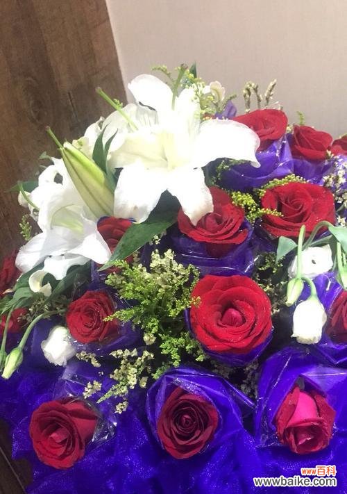 生日祝福花束 用鲜花传递生日快乐的祝福