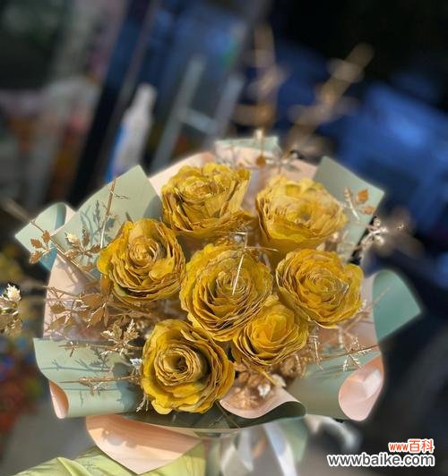 探索银杏叶在爱情中的象征意义 银杏叶与爱情的寓意