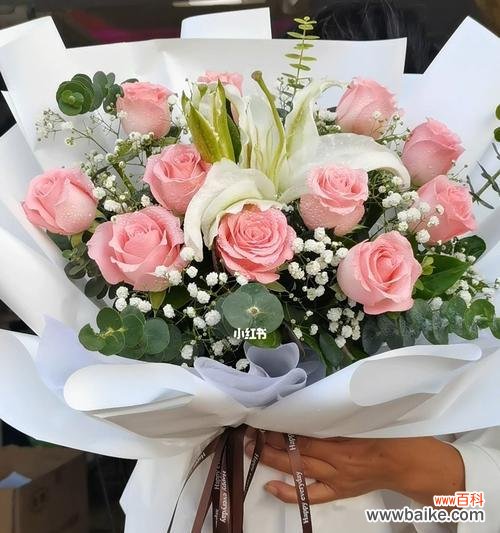 九朵粉玫瑰代表的爱情之美 九朵粉玫瑰的象征意义