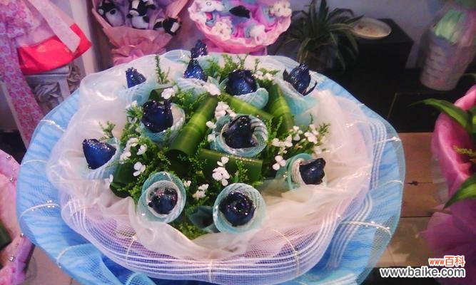 探寻蓝色妖姬花的神秘意义 蓝色妖姬的花语与寓意