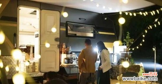 以向日葵为代表的花语 青春活力，献给奋斗的年轻人