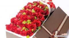 探索19朵玫瑰花送礼的涵义与传统 以玫瑰花送19朵代表什么意义