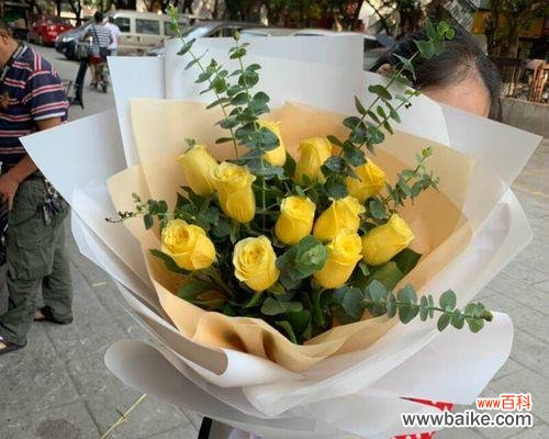 解读玫瑰花的秘密语言 玫瑰花花语颜色代表什么