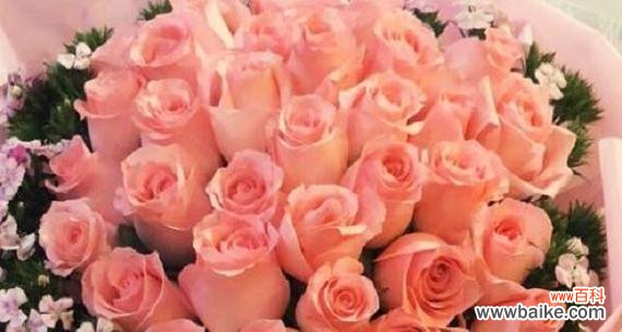 探寻十一支玫瑰背后的秘密 十一支玫瑰的象征意义