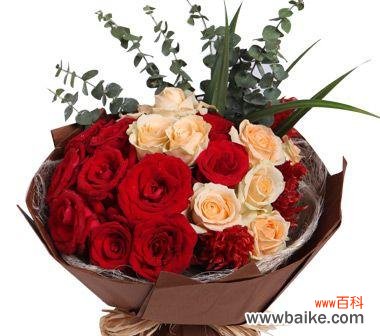 探寻男性用8朵玫瑰传递的情感和心意 男人送女人8朵玫瑰的寓意及象征意义