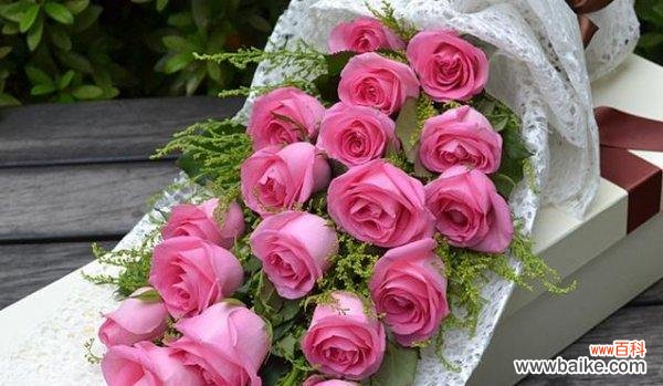 解读花语与心意 十九朵玫瑰的象征意义